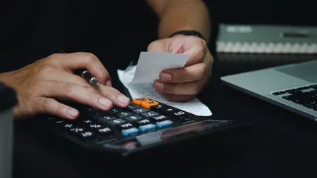 ban-hoa-don-do-my-pham