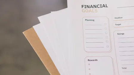 Hóa đơn bán lẻ và hóa đơn đỏ – Khác nhau thế nào và nên dùng khi nào? 2 hoa-don-ban-le-va-hoa-don-do