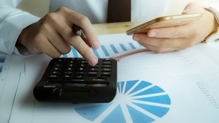 dich-vu-ban-hoa-don-do