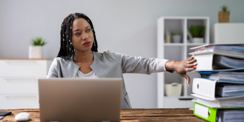 dich-vu-hoa-don-dau-ra